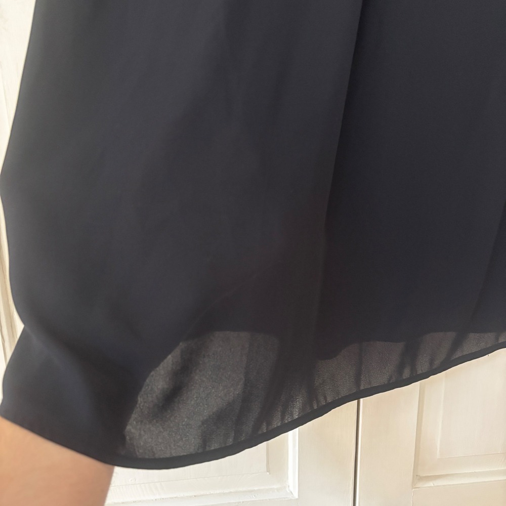 Talbots Navy Blue Plus Size 2X Blouse Long Sleeve V Neck Flowy Lightweight Top - Picture 3 of 10